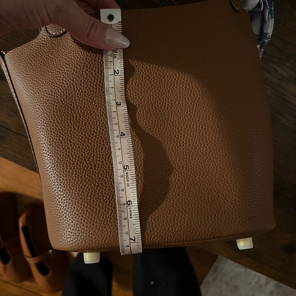 Handbag - Picture 11 of 12